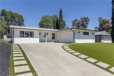 24225 Calvert St, Woodland Hills, CA 91367