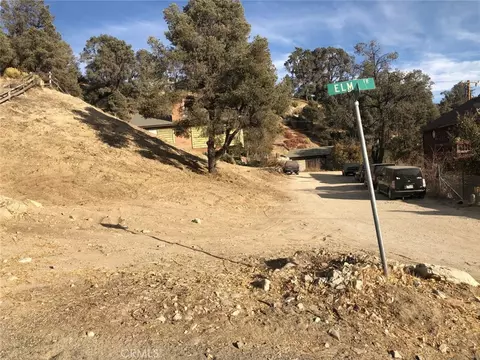 916 Elm Trl, Frazier Park, CA 93225