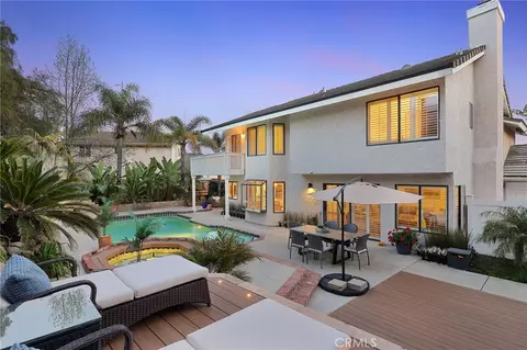 2565 Picadilly Cir, Thousand Oaks, CA 91362