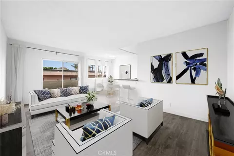 5403 Newcastle Ave #43, Encino, CA 91316