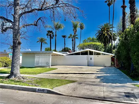6440 Jumilla Ave, Woodland Hills, CA 91367