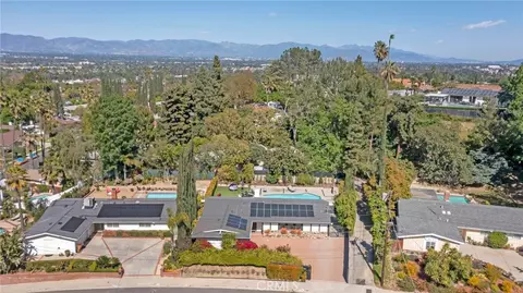 5752 Wallis Ln, Woodland Hills, CA 91367