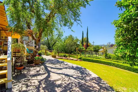 5061 Cerrillos Dr, Woodland Hills, CA 91364
