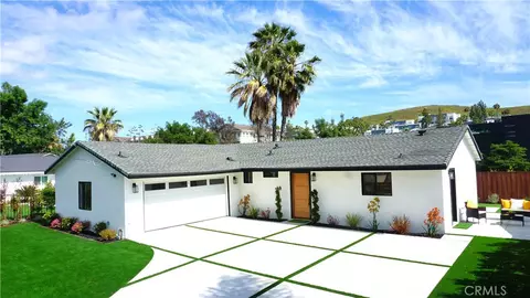 20650 Clark St, Woodland Hills, CA 91367