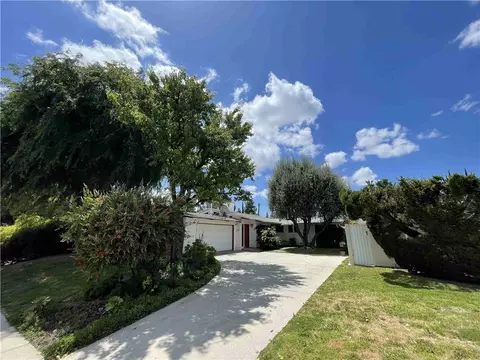 4927 Bruges Ave, Woodland Hills, CA 91364