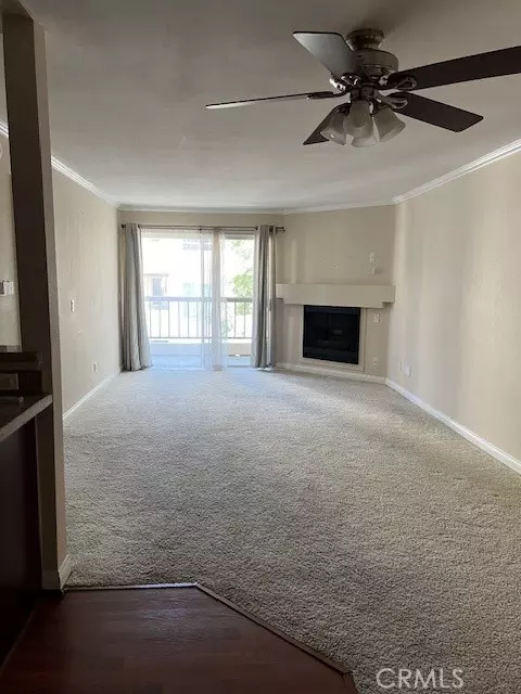 5540 Owensmouth Ave #223, Woodland Hills, CA 91367