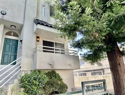 5145 Yarmouth Ave #15, Encino, CA 91316