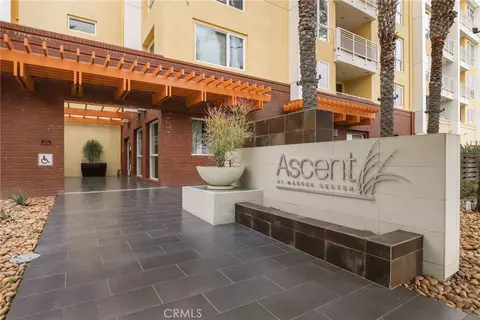 21301 Erwin St #416, Woodland Hills, CA 91367