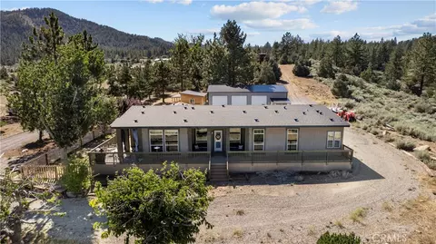1956 Julien Ln, Frazier Park, CA 93225