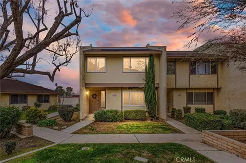 930 Olive Dr #28, Bakersfield, CA 93308