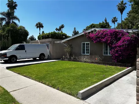 19737 Friar St, Woodland Hills, CA 91367