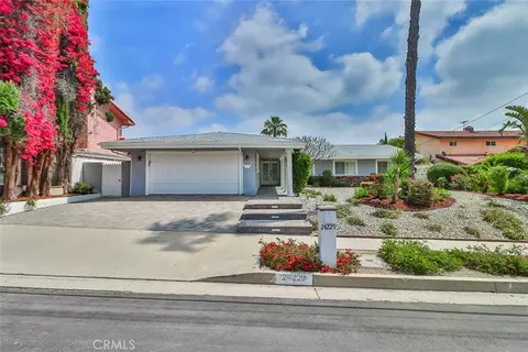 24229 Hatteras St, Woodland Hills, CA 91367