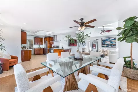 4888 Excelente Dr, Woodland Hills, CA 91364