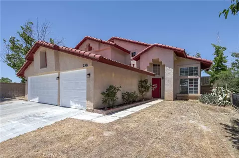 2501 E Lingard St, Lancaster, CA 93535