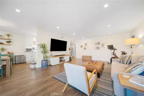 5301 Balboa Blvd #C6, Encino, CA 91316