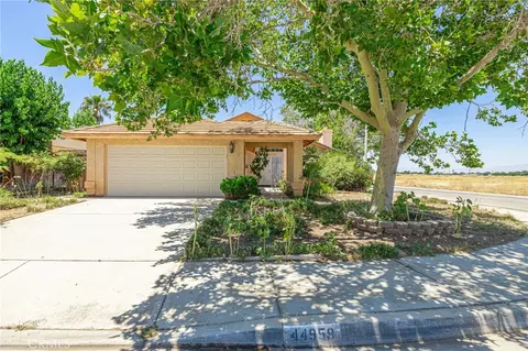 44959 13th St E, Lancaster, CA 93535