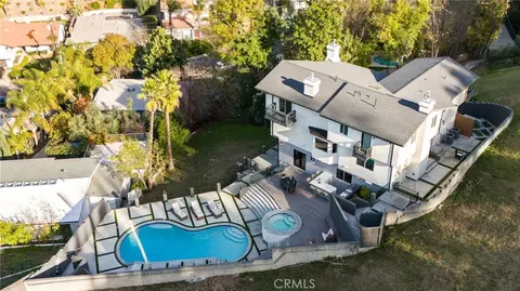 22955 Cass Ave, Woodland Hills, CA 91364
