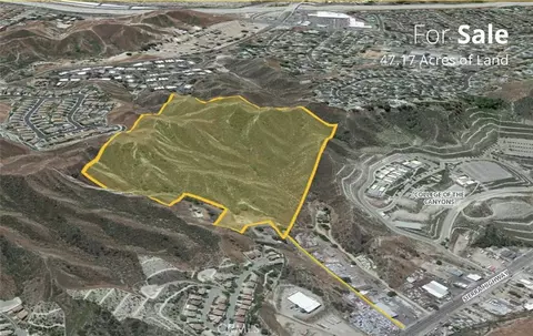 16946 Sierra Hwy, Canyon Country, CA 91351