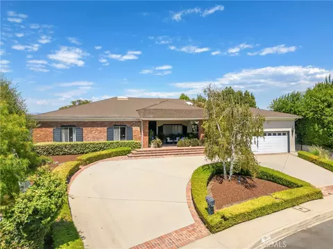16355 Tudor Dr, Encino, CA 91436