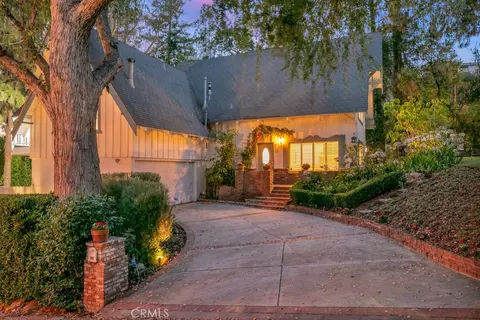 4371 Morro Dr, Woodland Hills, CA 91364
