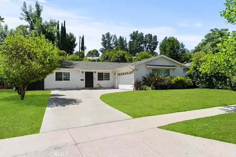 23414 Erwin St, Woodland Hills, CA 91367