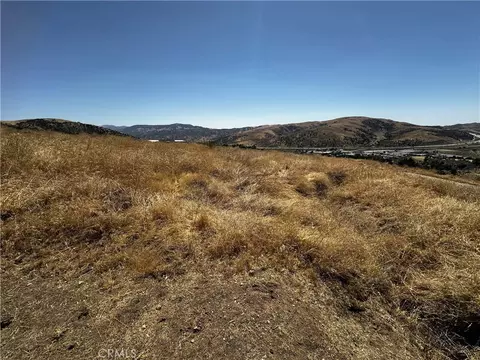 6 Chimney Canyon Rd, Lebec, CA 93243 photo 3