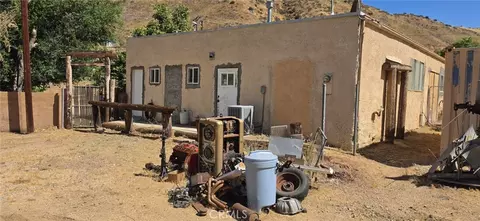 13684 Sierra, Agua Dulce, CA 91390