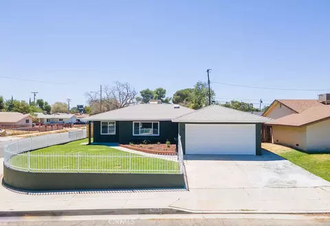 638 E Oldfield St, Lancaster, CA 93535
