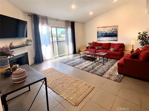 5500 Lindley Ave #202, Encino, CA 91316