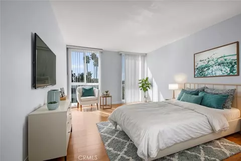 5454 Zelzah Ave #317, Encino, CA 91316