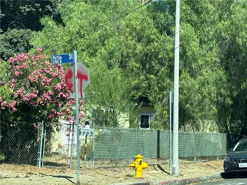 2723 Pirtle St, Los Angeles, CA 90039