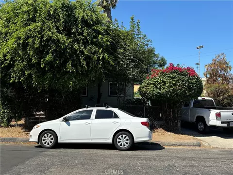 1930 Blake Ave, Los Angeles, CA 90039