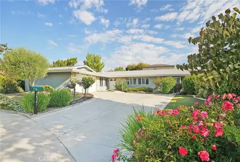 24341 Johnetta St, Woodland Hills, CA 91367