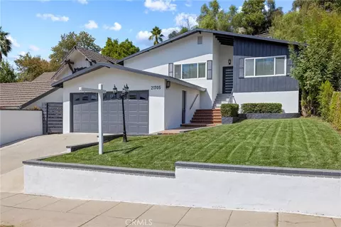 21705 Dumetz Rd, Woodland Hills, CA 91364