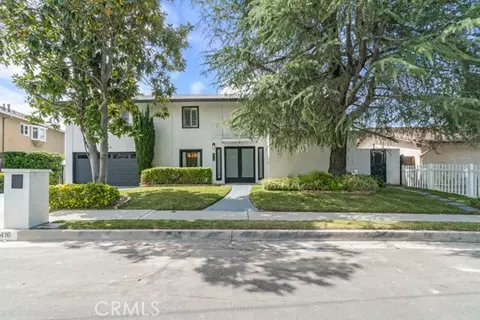 23416 Aetna St, Woodland Hills, CA 91367