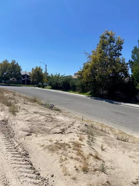 4 Georgia Ct, Lancaster, CA 93536 photo 5