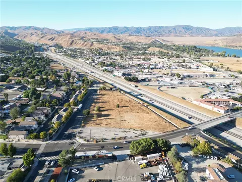 31426 The Old Rd N, Castaic, CA 91384 photo 7