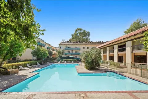 5460 White Oak Ave #A105, Encino, CA 91316