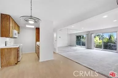 5460 White Oak Ave #F202, Encino, CA 91316
