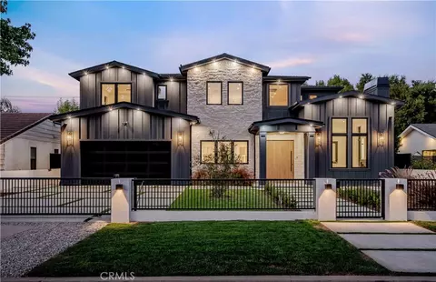 16445 Otsego St, Encino, CA 91436