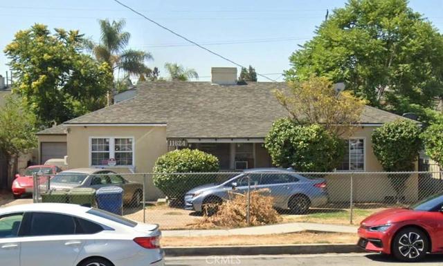 11624 Victory Blvd, North Hollywood, CA 91606 | 4 Photos - Movoto