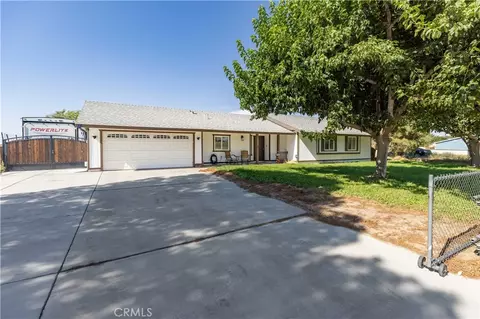 15833 Valeport Ave, Lancaster, CA 93535