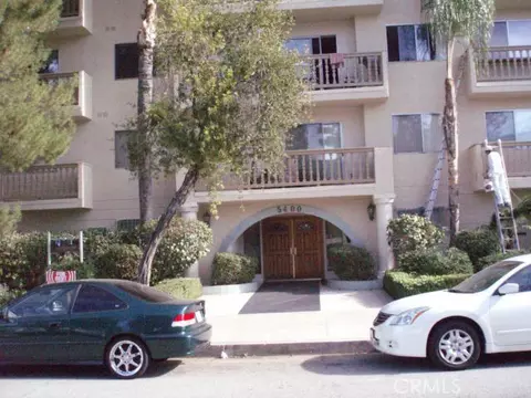 5400 Lindley Ave #205, Encino, CA 91316