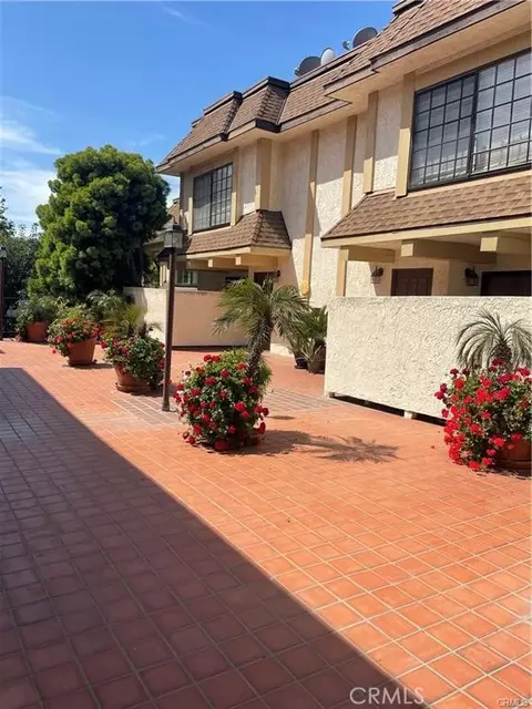 5404 Quakertown Ave #1, Woodland Hills, CA 91364