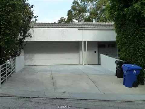 4939 Medina Dr, Woodland Hills, CA 91364