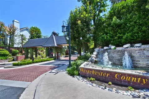 20514 Chatsboro Dr, Woodland Hills, CA 91364