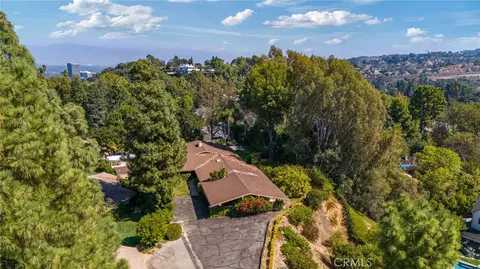 16027 Royal Oak Rd, Encino, CA 91436