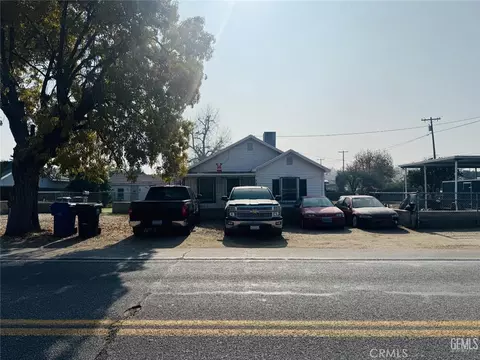 7805 Panama Rd, Lamont, CA 93241