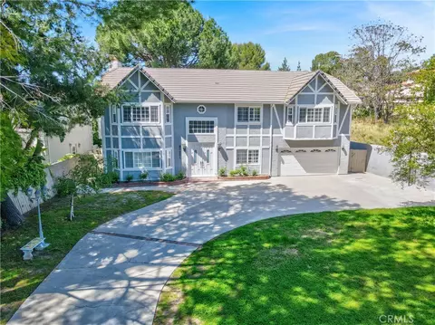 21221 Mulholland Dr, Woodland Hills, CA 91364