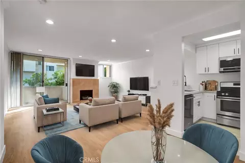 5325 Newcastle Ave #239, Encino, CA 91316